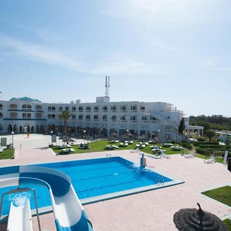 Neptunia Beach Монастир Экстерьер фото